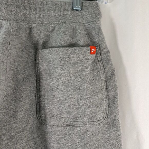 Nike Sweat Shorts Men's Small Grey Cloth Drawstring Pull On Pockets 10" Inseam - Picture 7 of 9